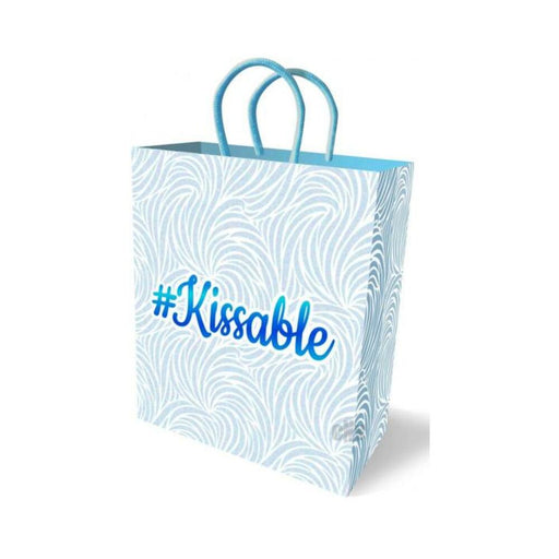 Kissable Gift Bag | cutebutkinky.com